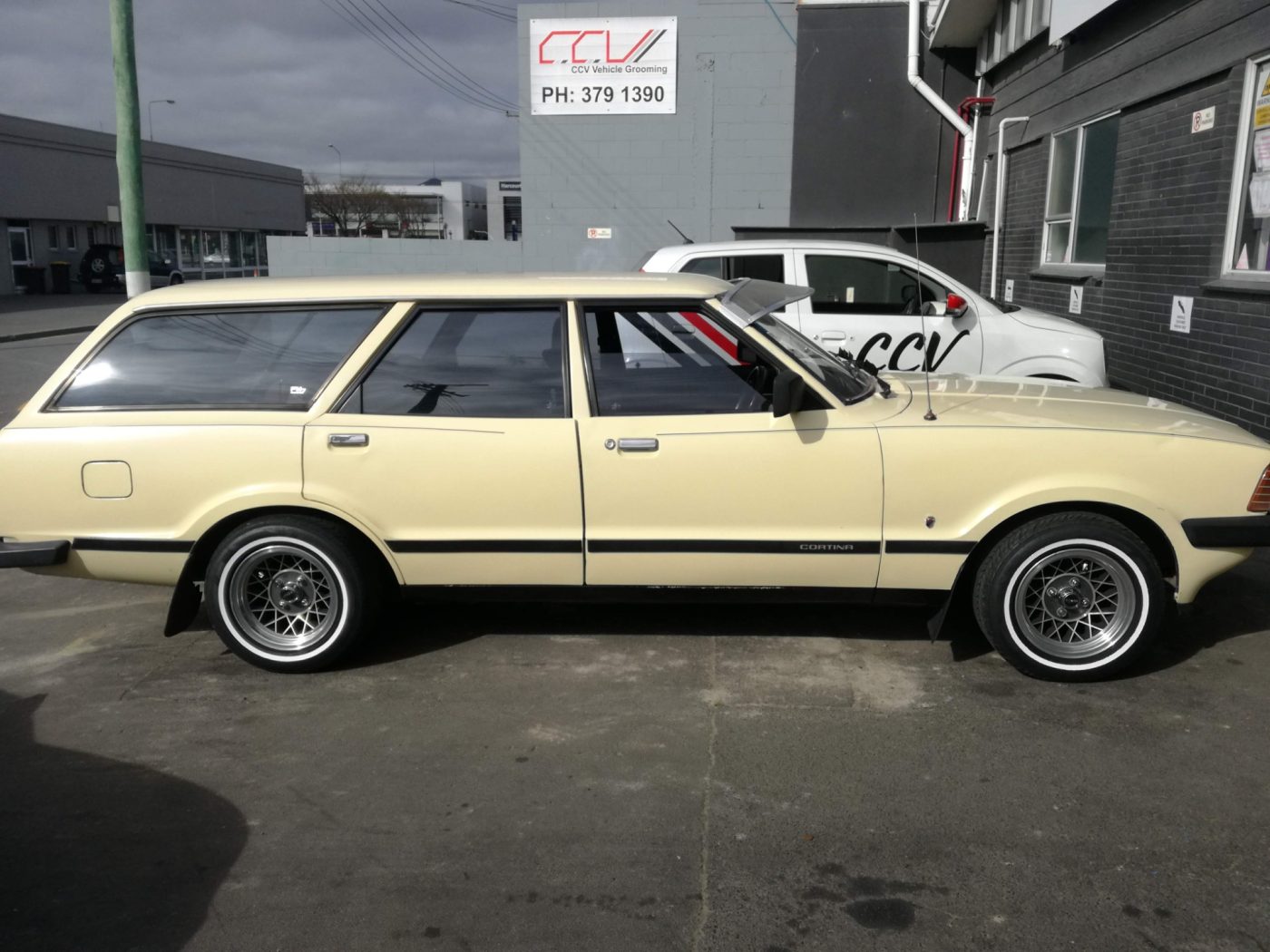 Ford Cortina 13mm Whitewalls